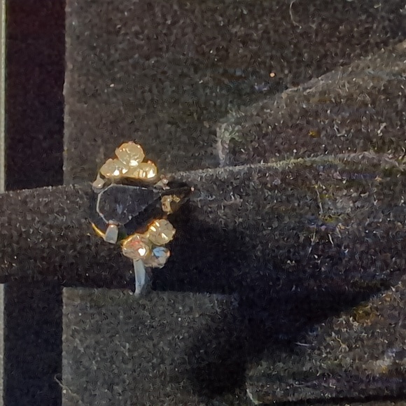 Black Rhinestone Teardrop Ring - Picture 1 of 8